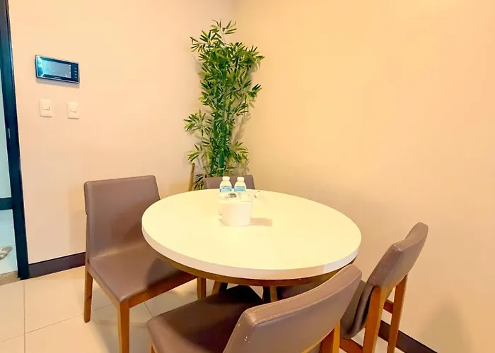 Mactan Newtown With Pool Access *